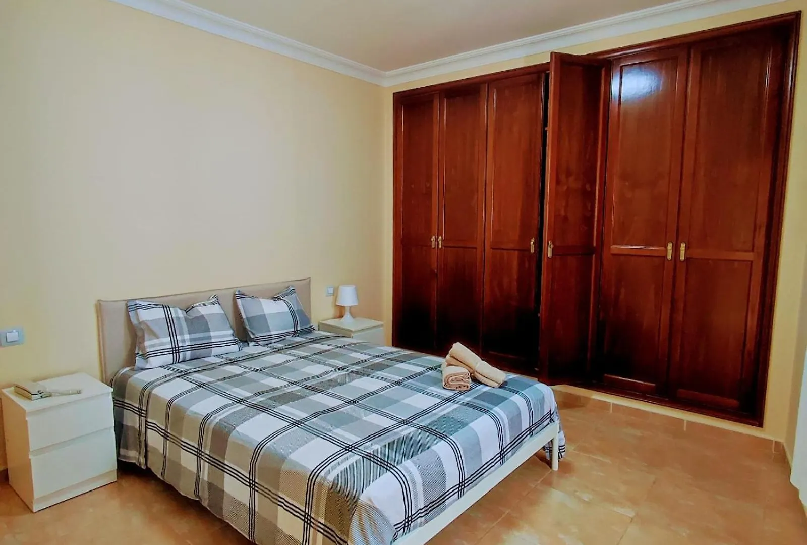 דירות Genovés Duplex Elegant